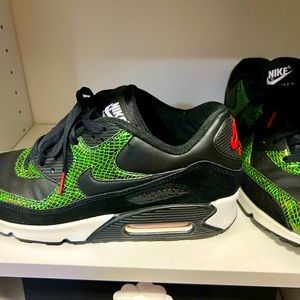 Nike Air Max 90 - crocodile green